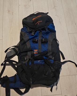 zaino trekking ferrino