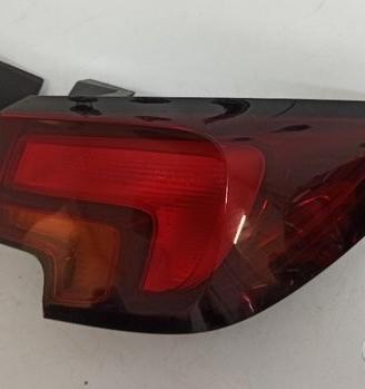 Fanalino stop opel astra k berlina