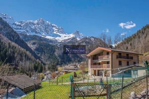 Appartamento di 132 m² con 4 locali e box auto dop