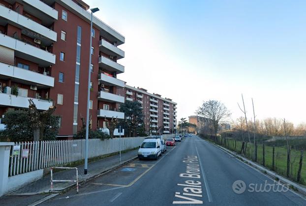 Cinecitta stanza singola con balcone