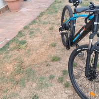 Mountain-bike Nilox con pedalata assistita