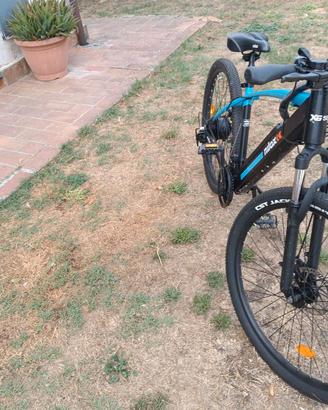 Mountain-bike Nilox con pedalata assistita