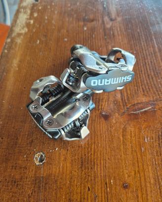 pedali shimano m520