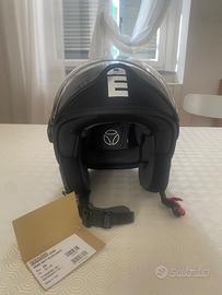 Casco Momo Design nuovo
