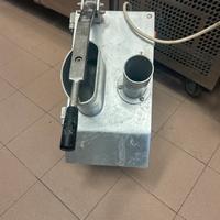 Macchinetta per grattuggiare