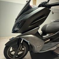 Scooter Kymco k-xct 300