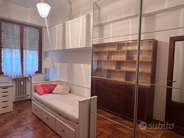 Stanza singola per ragazza Antiporto Camollia