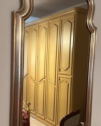 Specchio da parete stile classico