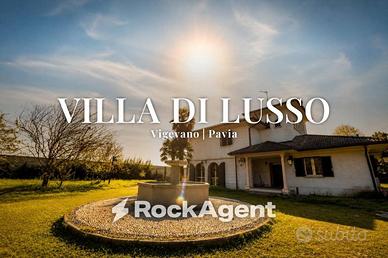 Villa di 328 m² con più di 5 locali e box auto a V