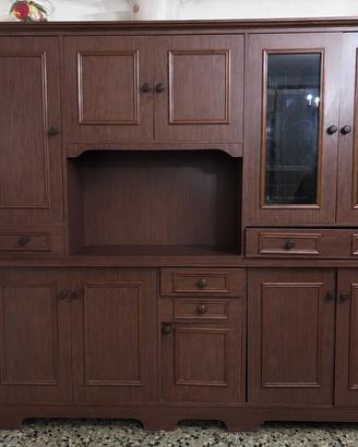 Mobile Credenza Classica in Legno con Vetrina
