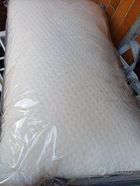 Guanciale Doreland nuovo 9€