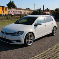Volkswagen Golf 7.5 1.0 tsi