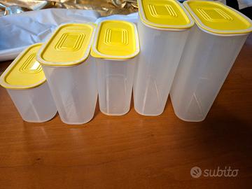 Tupperware set dispensa