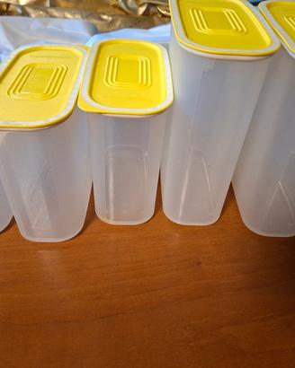 Tupperware set dispensa