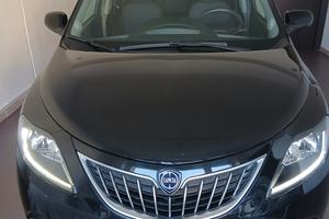 Lancia Ypsilon 1.0 FireFly 5 porte S&S Hybrid Plat
