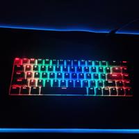 Tastieira meccanica + RGB Tappetino per Mouse