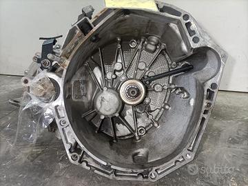 CAMBIO MANUALE COMPLETO RENAULT Megane III 8201184