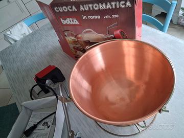 Pentola in rame per polenta con motore