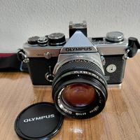 olympus om2n con 50mm f1,4 e 28mm f3,5 