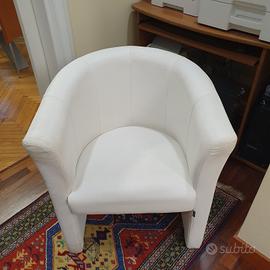 Poltroncine bianche