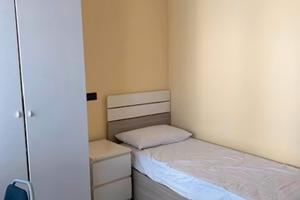 Stanza singola a Monza