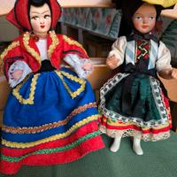 Bambole con vestito tradizionale anni 70 