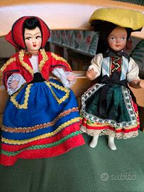 Bambole con vestito tradizionale anni 70 