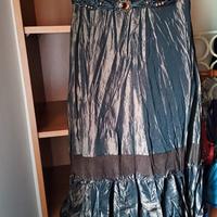 Gonna marrone simil taffetà + cintura. Veste 44