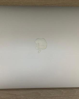 macbook pro m2 516g 16gb ram hd