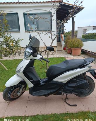 Beverly 300 come nuovo!