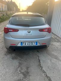 Alfa romeo giulietta anno 2015 benzina no GPL