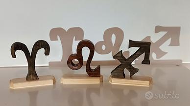 Simboli Zodiacali in Legno