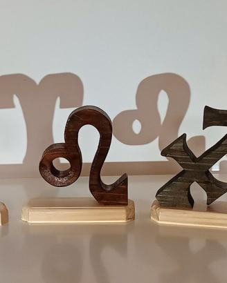 Simboli Zodiacali in Legno