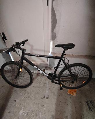 Bici maschile grandezza media.