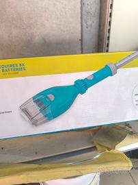 Aspiratore per pulizia piscina a batteria