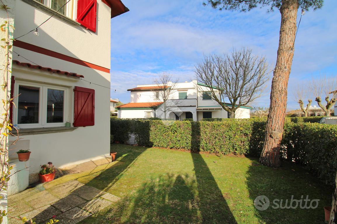 VILLA A SCHIERA A PORTO RECANATI - Vista 3