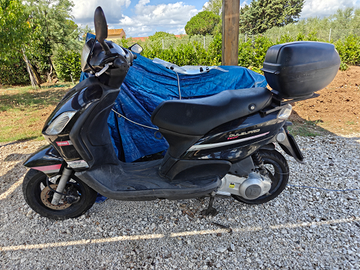 Derbi Piaggio Boulevard motorino scooter