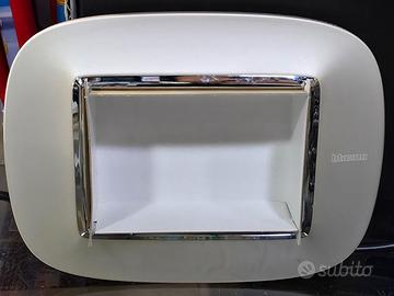 PLACCA 3P BTICINO AXOLUTE-ARGENTO SATINATO