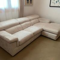 Divano 3 posti con chaise longue e letto