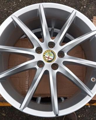 Cerchi in lega originali 19" Alfa Romeo STELVIO