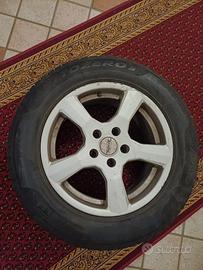 Cerchi con gomme invernali 215/60/r16
