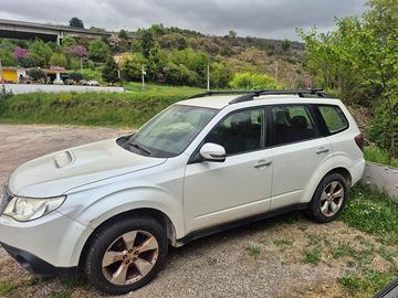 Subaru Forester 2.0 D - 2011
