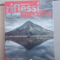 riflessi in uno specchio 