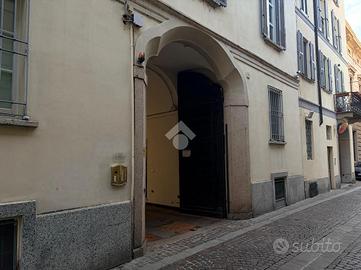 DEPOSITO A PAVIA