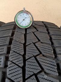 225 40 19 93H RFT Continental Pneumatici Testati 