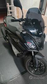 APRILIA SR GT 200 PARI A NUOVO