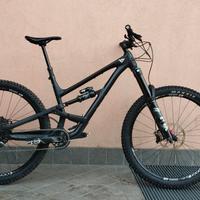 YT CAPRA CORE 2 2023