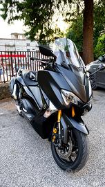 Yamaha T-max Dx