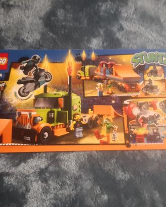 Lego CITY 60294 Stunt Show Truck