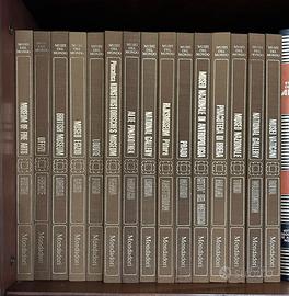 15 volumi della collana MUSEI DEL MONDO Mondadori